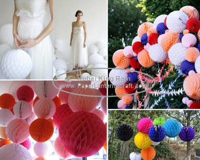3D Ball Hanging Tassels Paper Christmas Decorations , Tree Honeycomb Tissue Paper 6